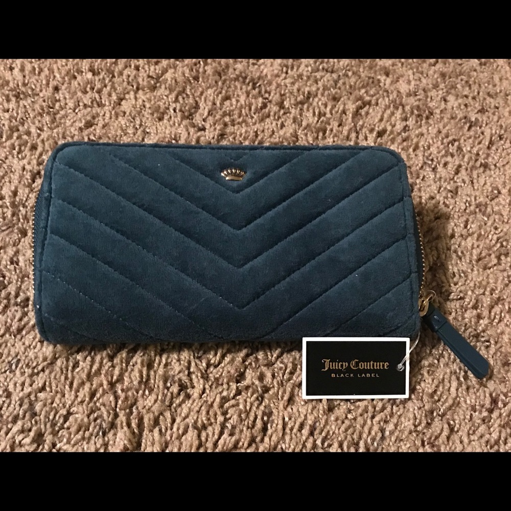 Juicy couture wallet